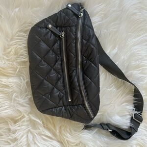 Quince Black Quilted Crossbody like new